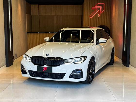BMW 330e 2.0 16V TURBO HÍBRIDO M SPORT AUTOMÁTICO BMW 330e 2.0 16V TURBO HÍBRIDO M SPORT AUTOMÁTICO